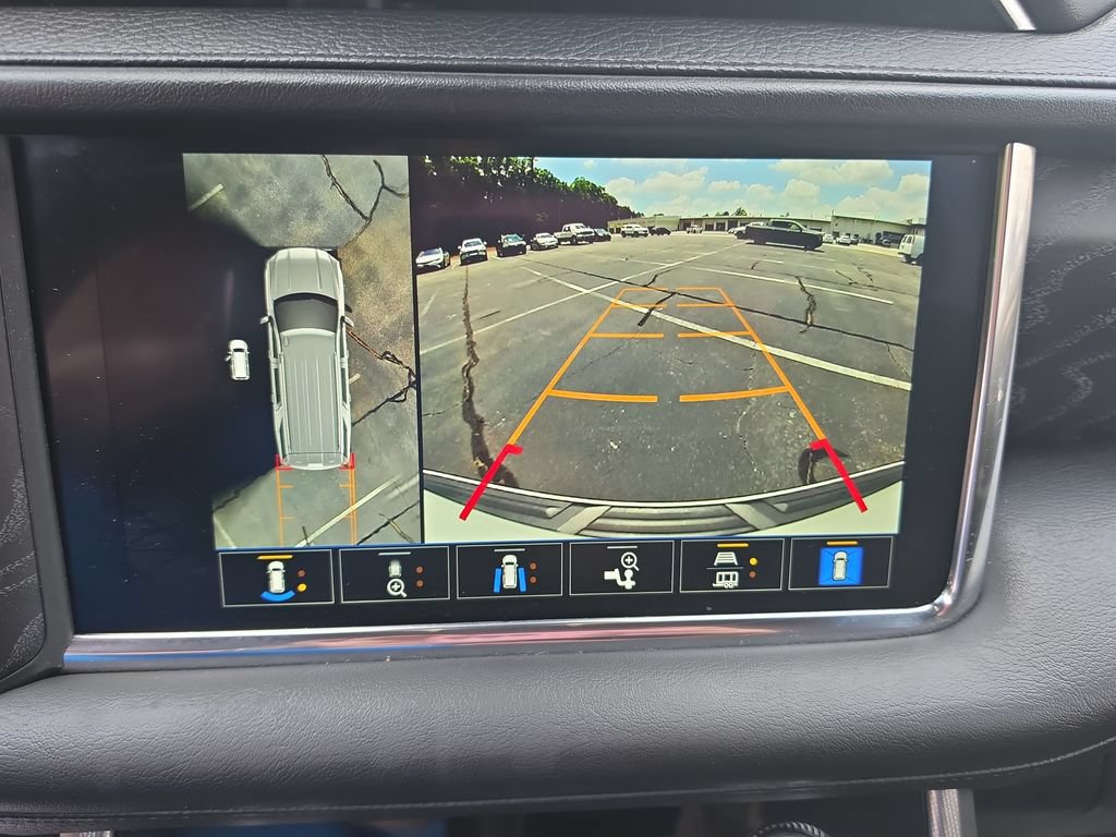 Certified 2023 GMC Yukon XL Denali AWD/4WD image 35