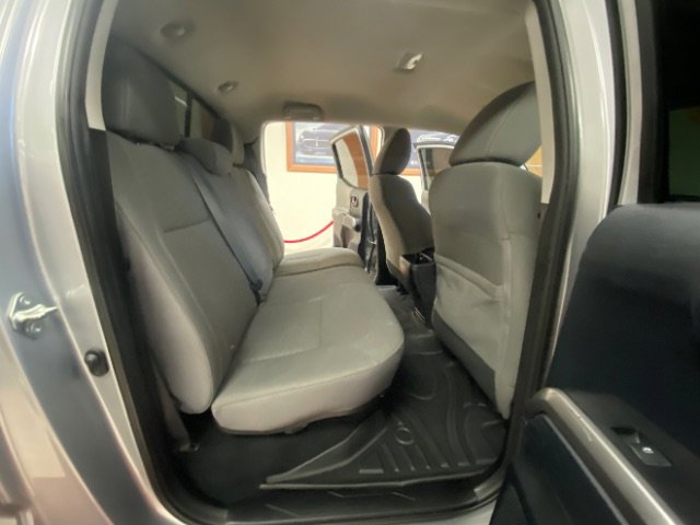 Used 2020 Toyota Tacoma SR5 RWD image 14