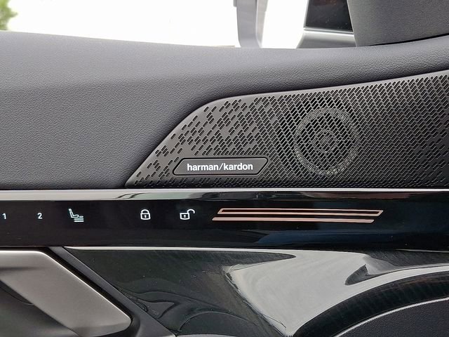 Certified 2026 BMW 530i xDrive w/ Premium Package image 22