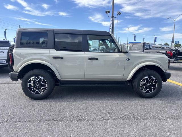 New 2026 Ford Bronco Outer Banks AWD/4WD image 4