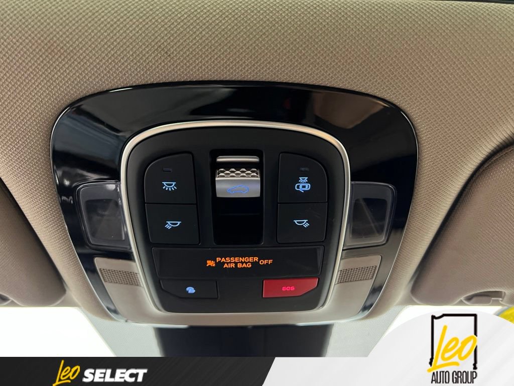 Used 2023 Hyundai Santa Fe SEL w/ Premium Package AWD/4WD image 30