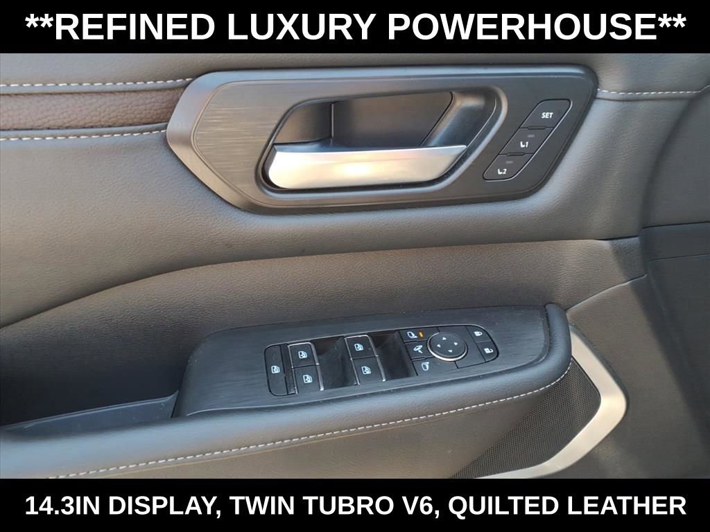 Used 2025 Nissan Armada Platinum AWD/4WD image 12