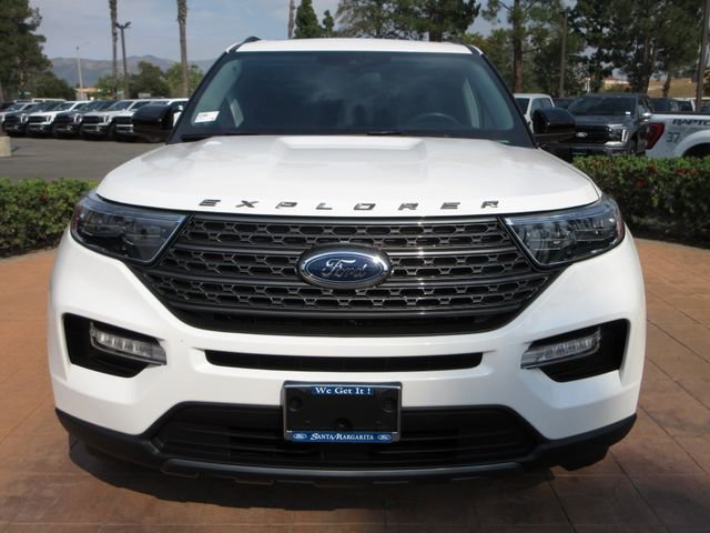 Certified 2023 Ford Explorer XLT w/ Equipment Group 202A image 7