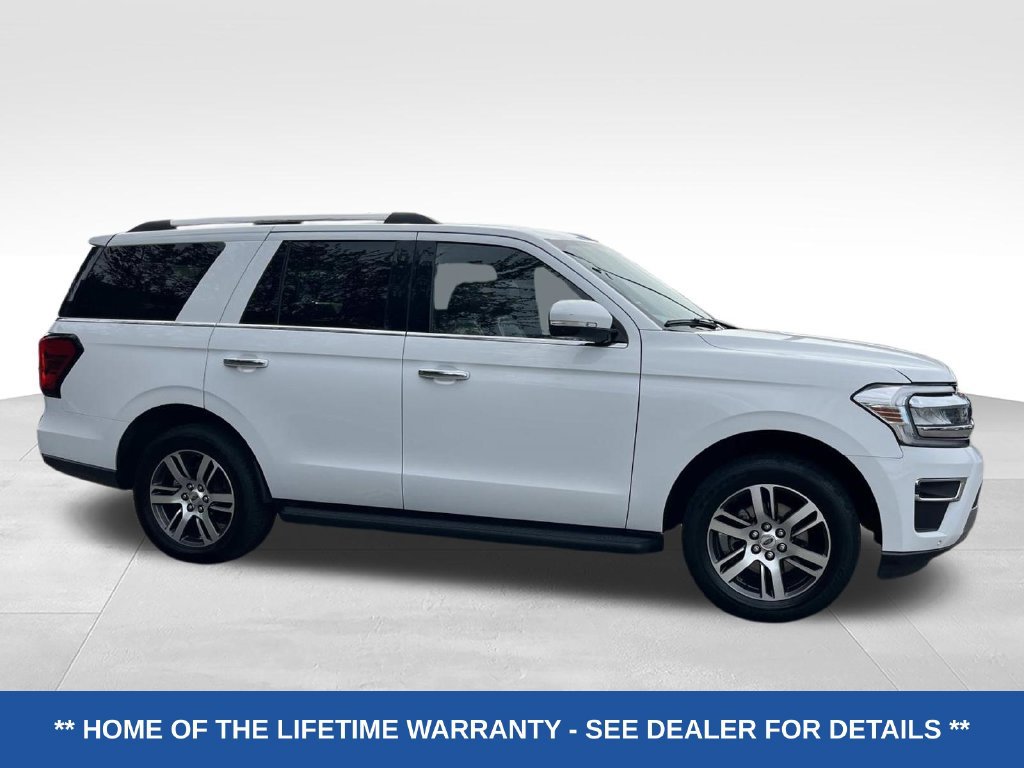 Used 2024 Ford Expedition Limited RWD image 2