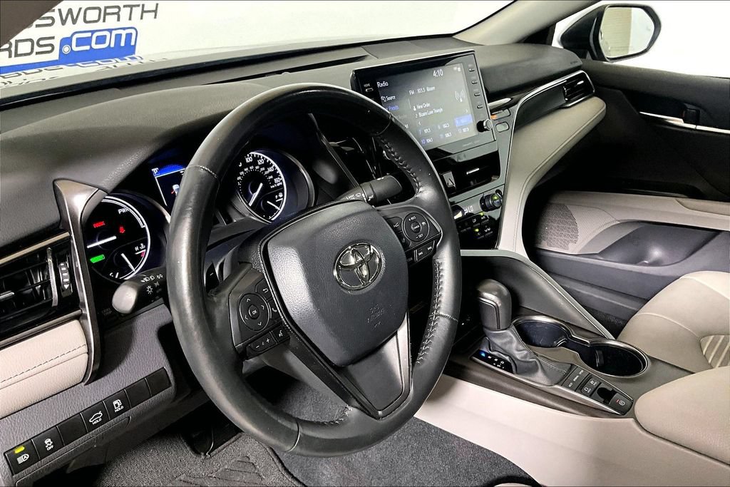 Used 2024 Toyota Camry SE w/ Audio Upgrade Package FWD image 10