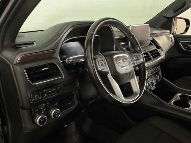 Used 2022 GMC Yukon XL SLE w/ Gmc Pro Safety Plus Package AWD/4WD image 14