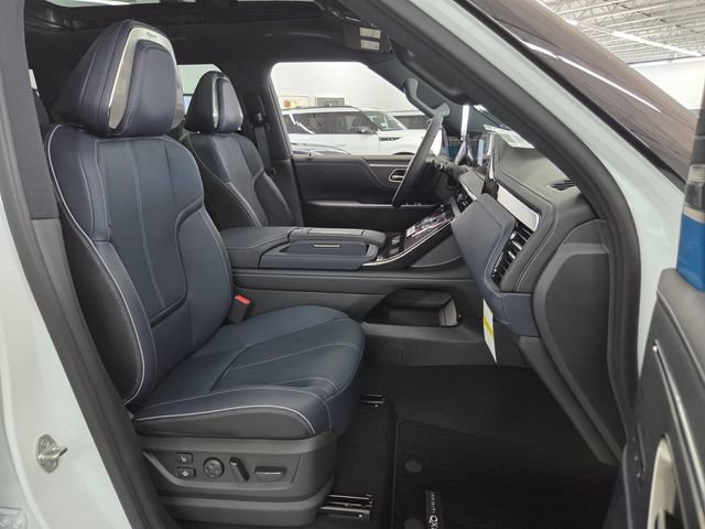 New 2026 INFINITI QX80 4WD w/ Sport Exterior Package image 22