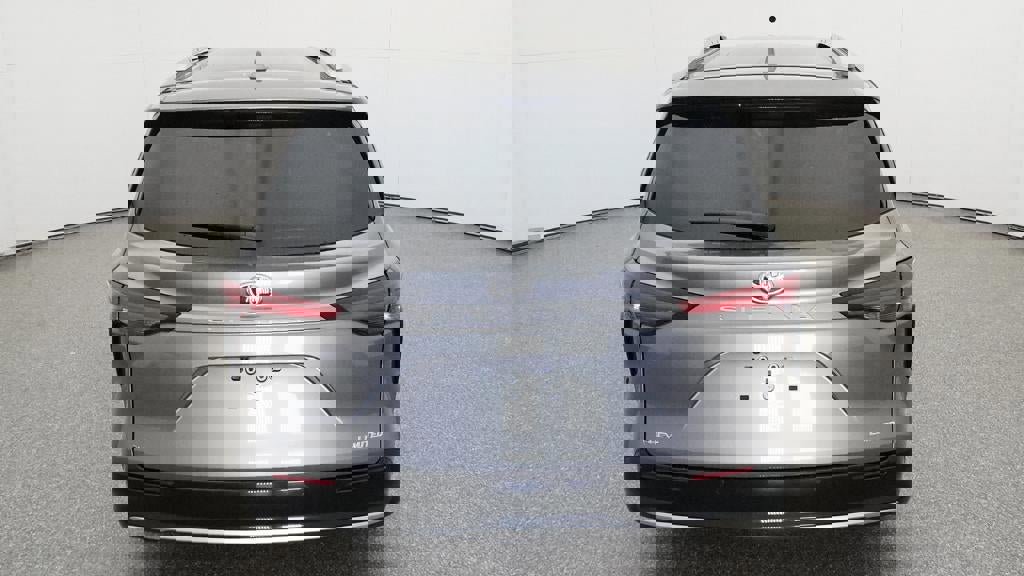New 2026 Toyota Sienna Limited image 7