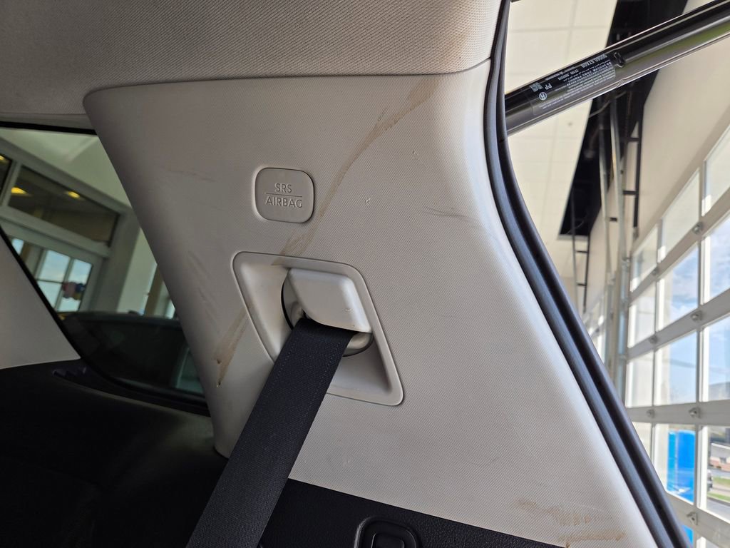 Used 2022 Nissan Pathfinder Platinum w/ Cargo Package image 12