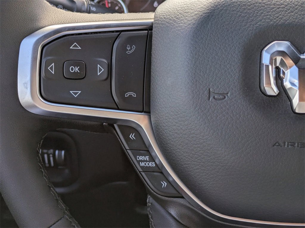 New 2026 RAM 1500 4x4 Crew Cab image 25