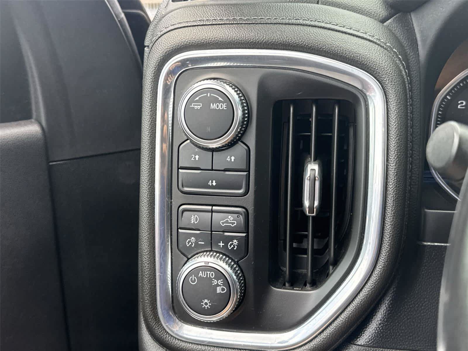 Used 2022 GMC Sierra 2500 SLE w/ SLE Convenience Package AWD/4WD image 23