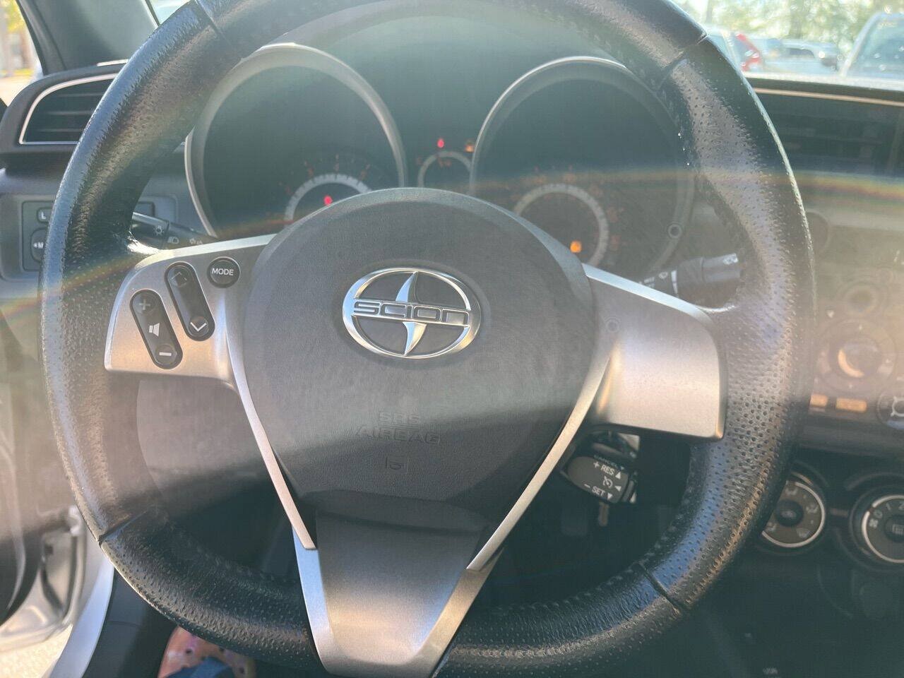 Used 2013 Scion tC FWD image 15