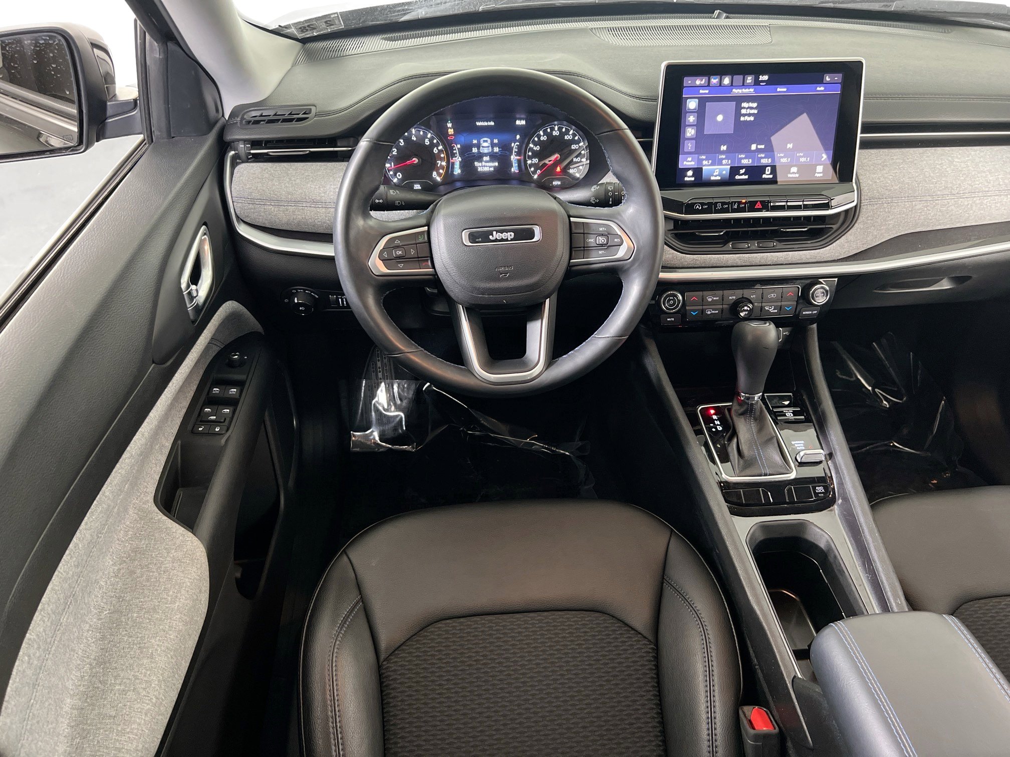 Used 2022 Jeep Compass Latitude w/ Convenience Group image 20