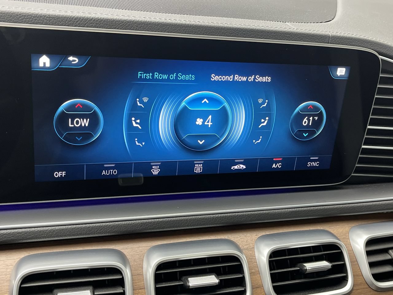 Used 2023 Mercedes-Benz GLS 450 4MATIC image 22