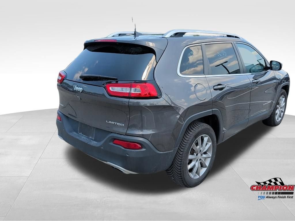 Used 2018 Jeep Cherokee Limited AWD/4WD image 6