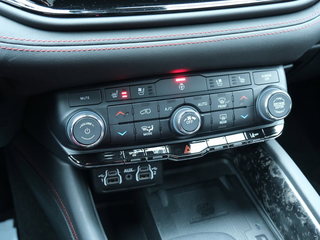 Used 2024 Dodge Durango R/T image 23