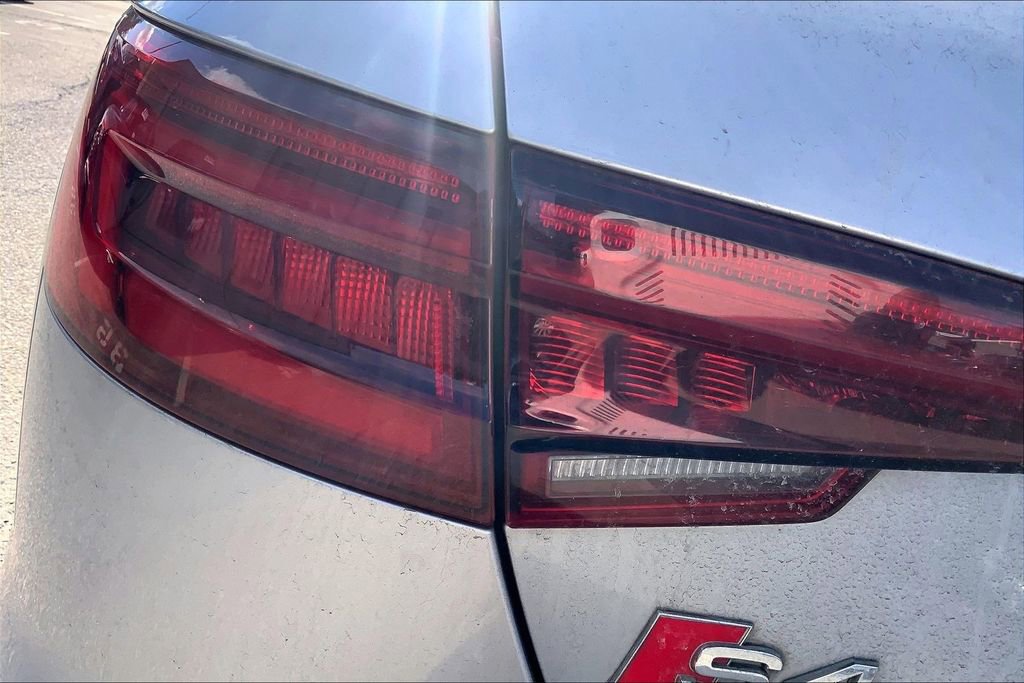 Used 2018 Audi S4 Prestige image 12