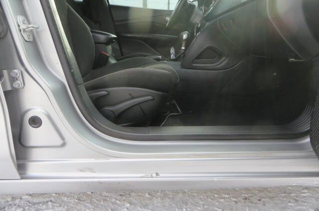 Used 2016 Dodge Dart SXT image 18