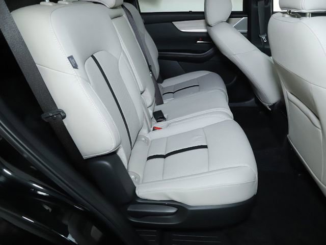 Certified 2025 MAZDA CX-70 Plug-In Hybrid w/ Premium Pkg image 34