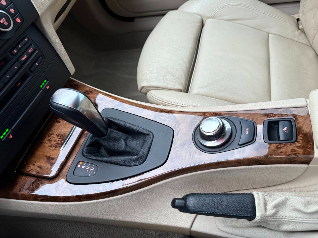 Used 2007 BMW 335i Convertible image 54