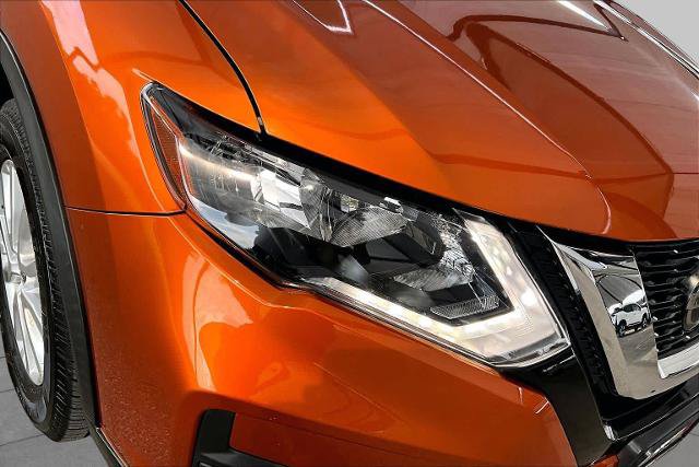 Certified 2020 Nissan Rogue SV FWD image 27