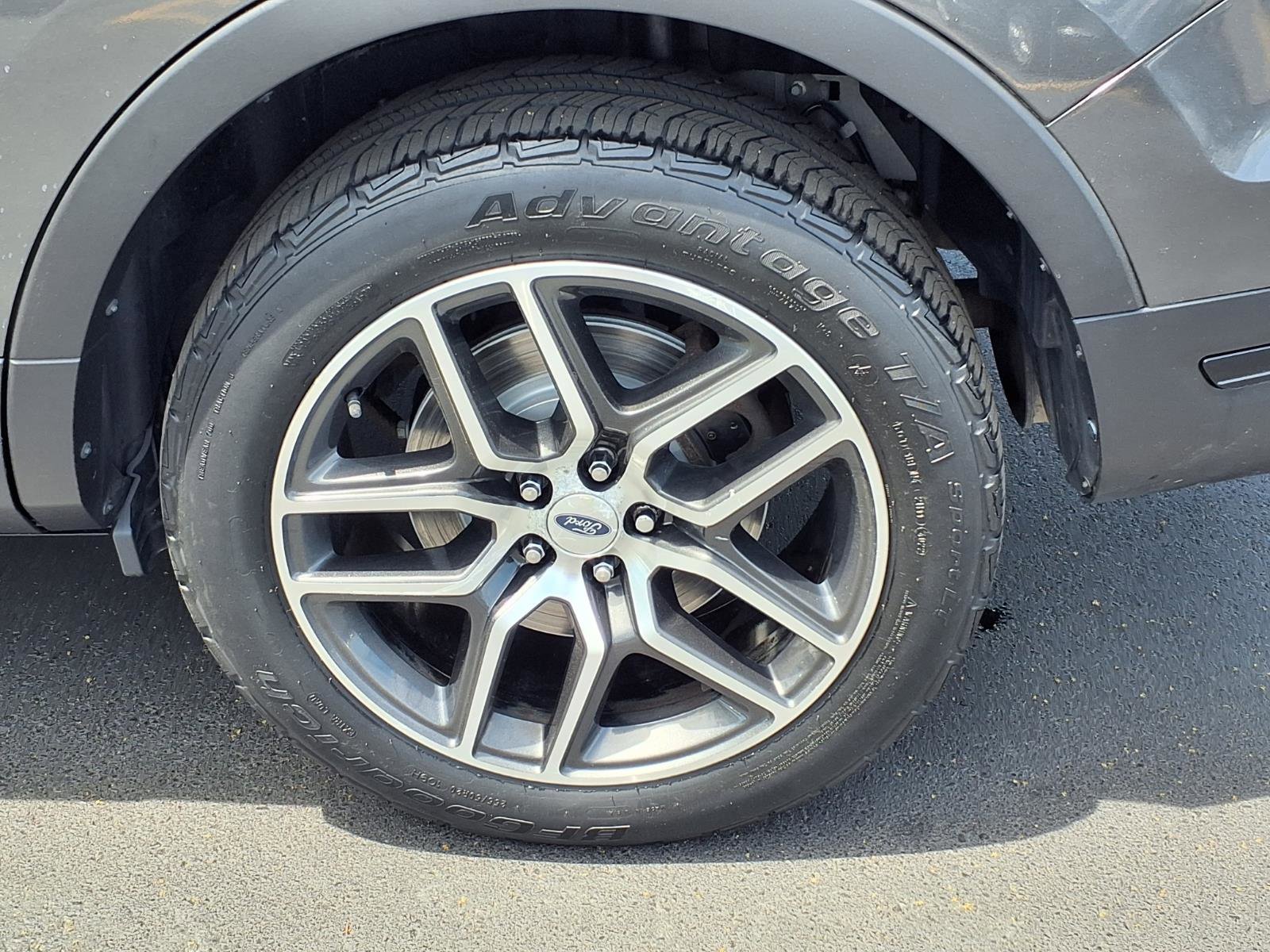 Used 2019 Ford Explorer Sport AWD/4WD image 31
