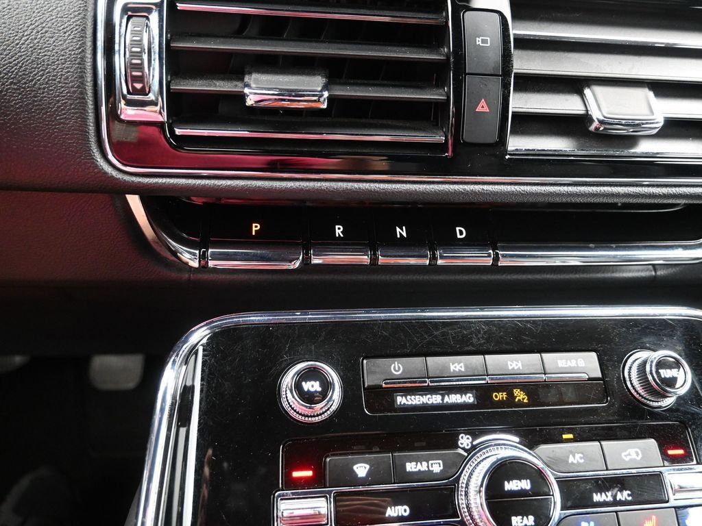 Used 2024 Lincoln Navigator Reserve image 19
