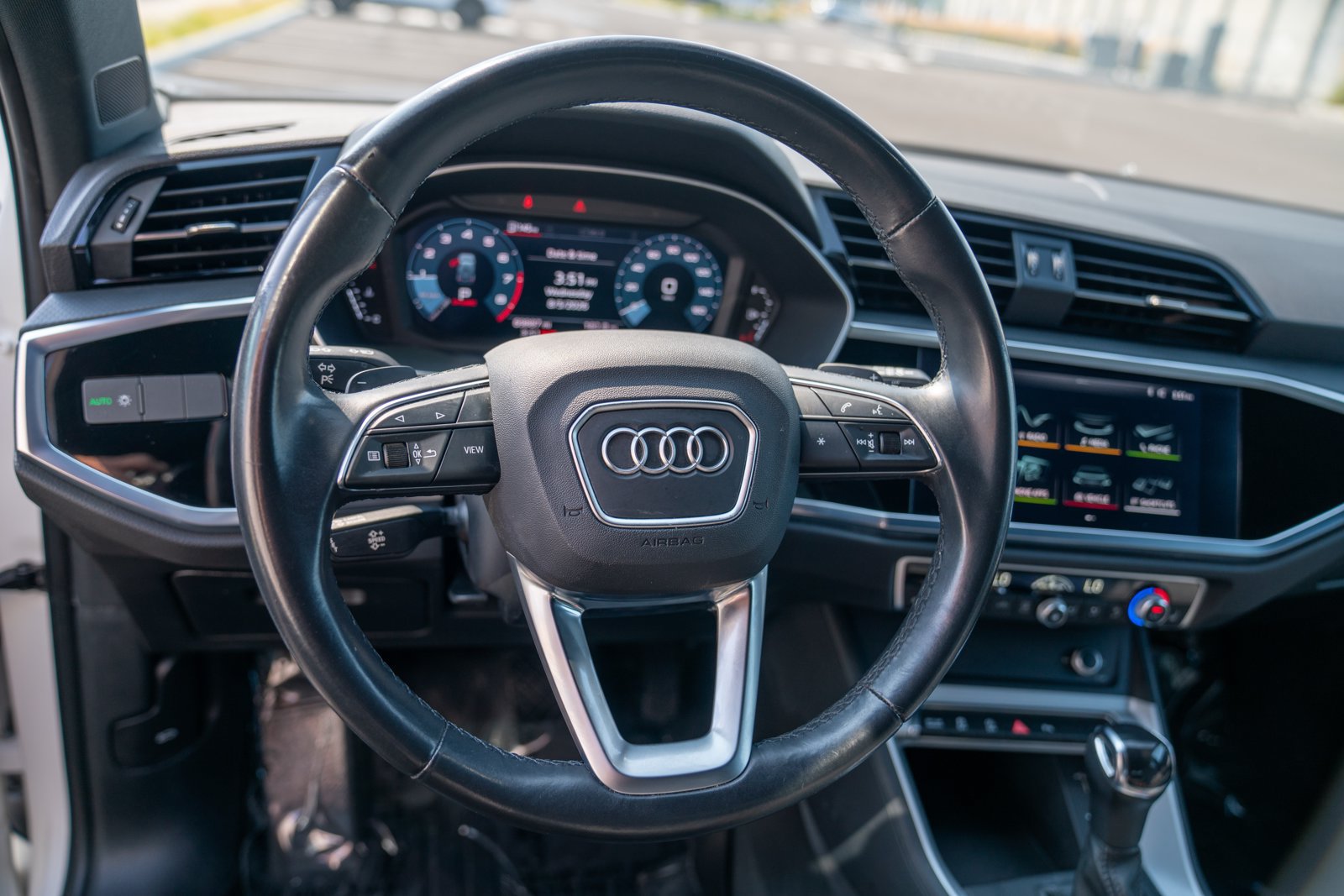 Used 2021 Audi Q3 2.0T Premium w/ Convenience Package AWD/4WD image 12