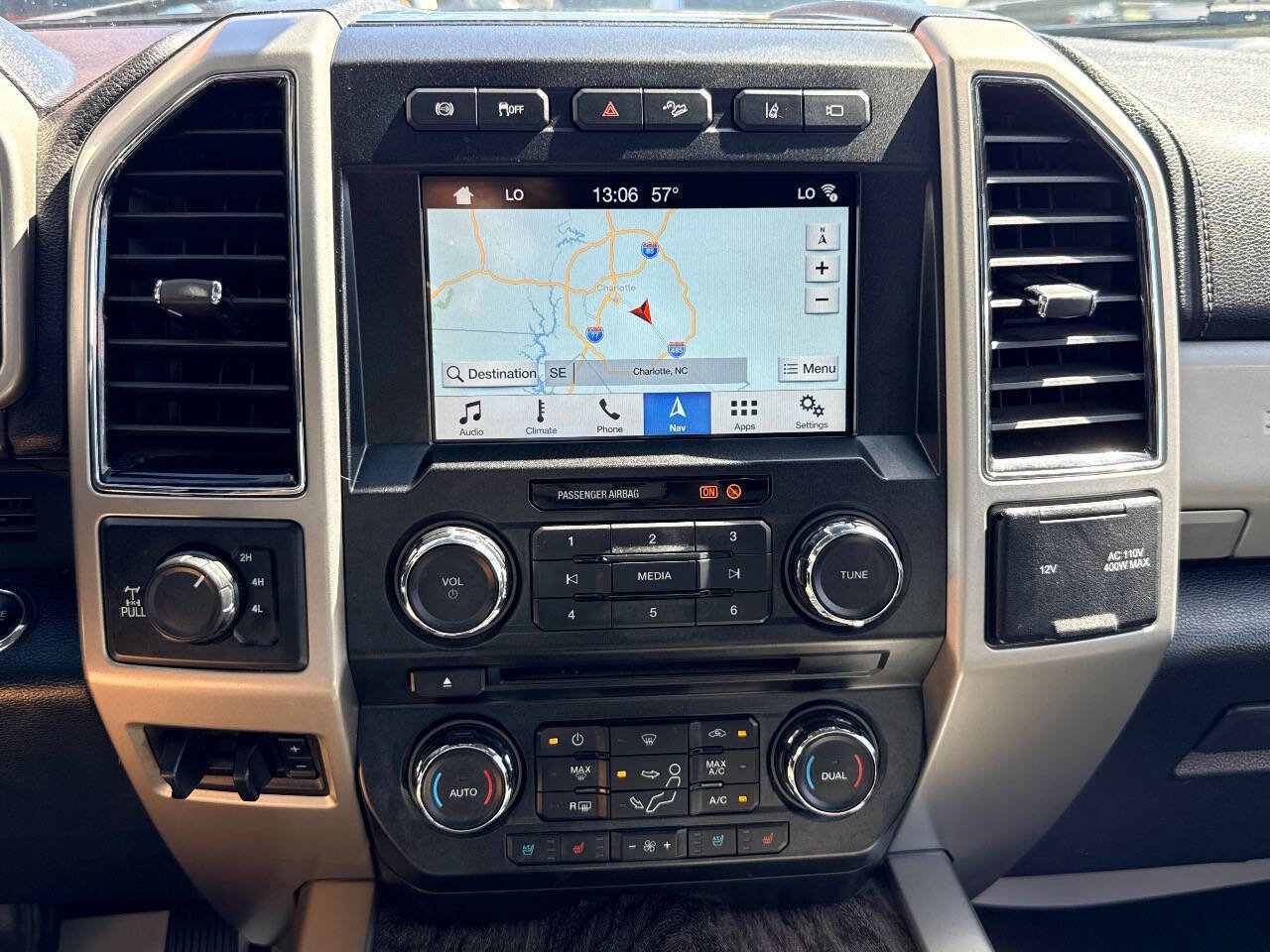 Used 2018 Ford F250 Lariat w/ Lariat Ultimate Package image 28