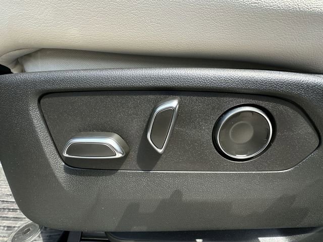 Certified 2024 Cadillac Escalade Sport w/ LPO, ONYX Package image 20