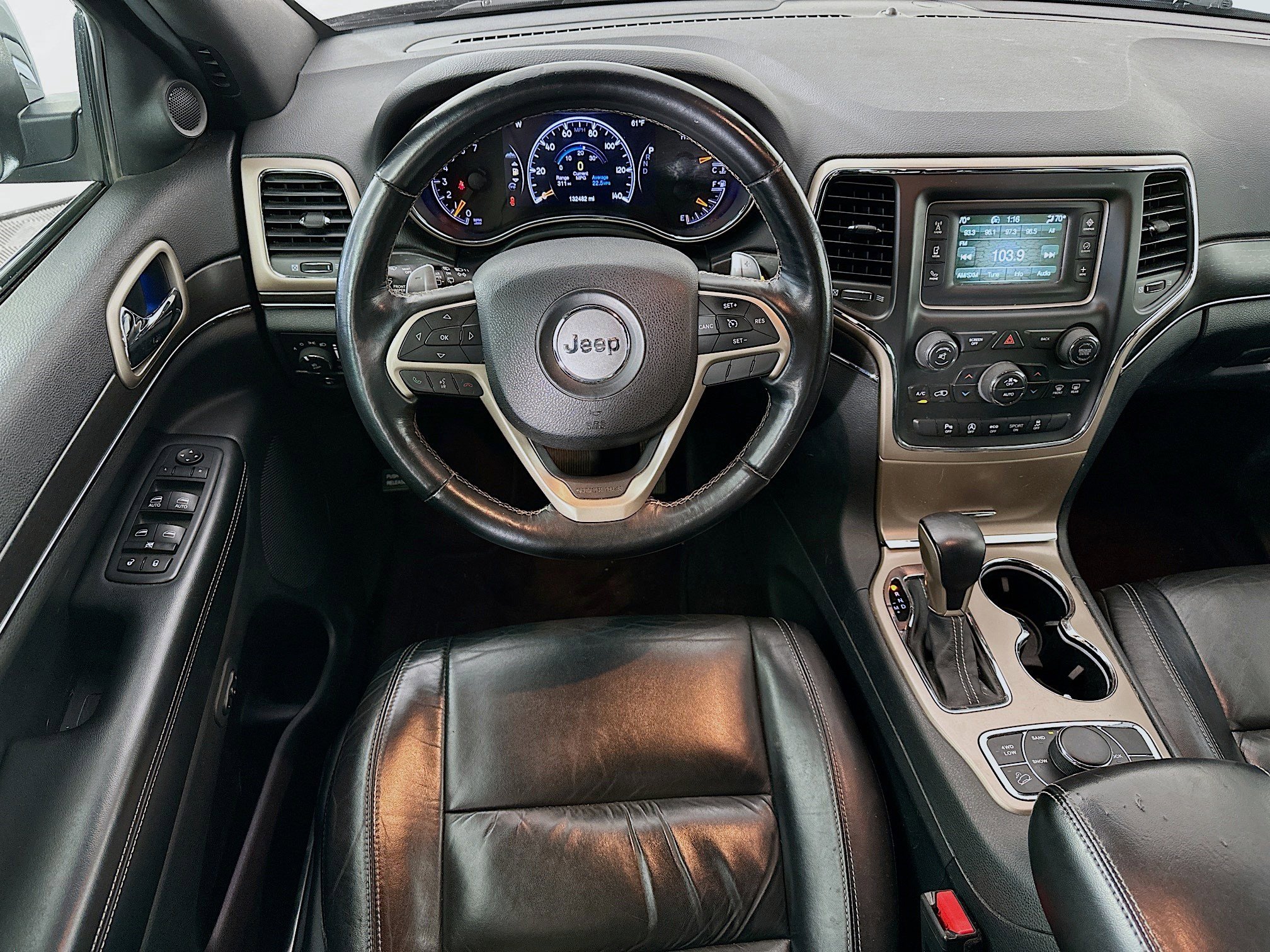 Used 2016 Jeep Grand Cherokee Limited image 24