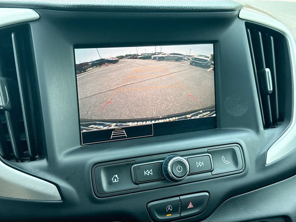 Used 2024 GMC Terrain SLE AWD/4WD image 14