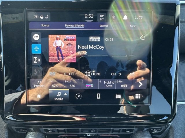 New 2025 Jeep Grand Cherokee L Altitude image 25