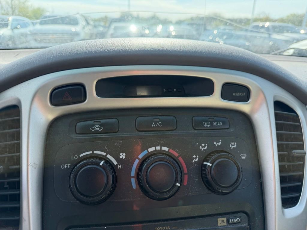Used 2004 Toyota Highlander 4WD V6 image 13