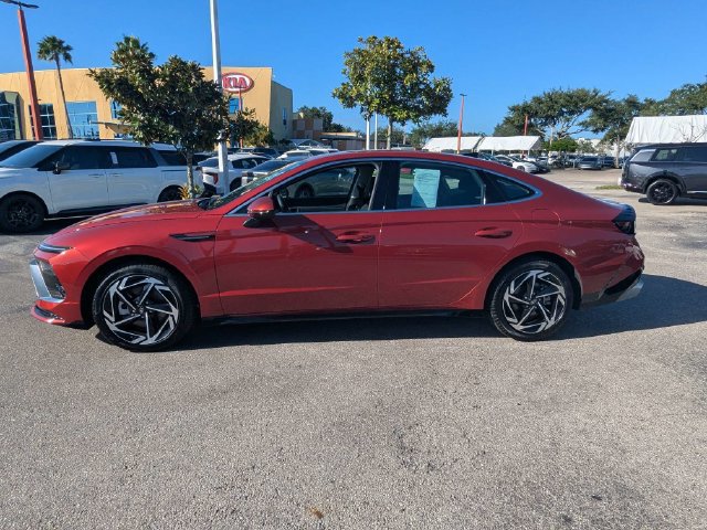 Used 2026 Hyundai Sonata SEL FWD image 3
