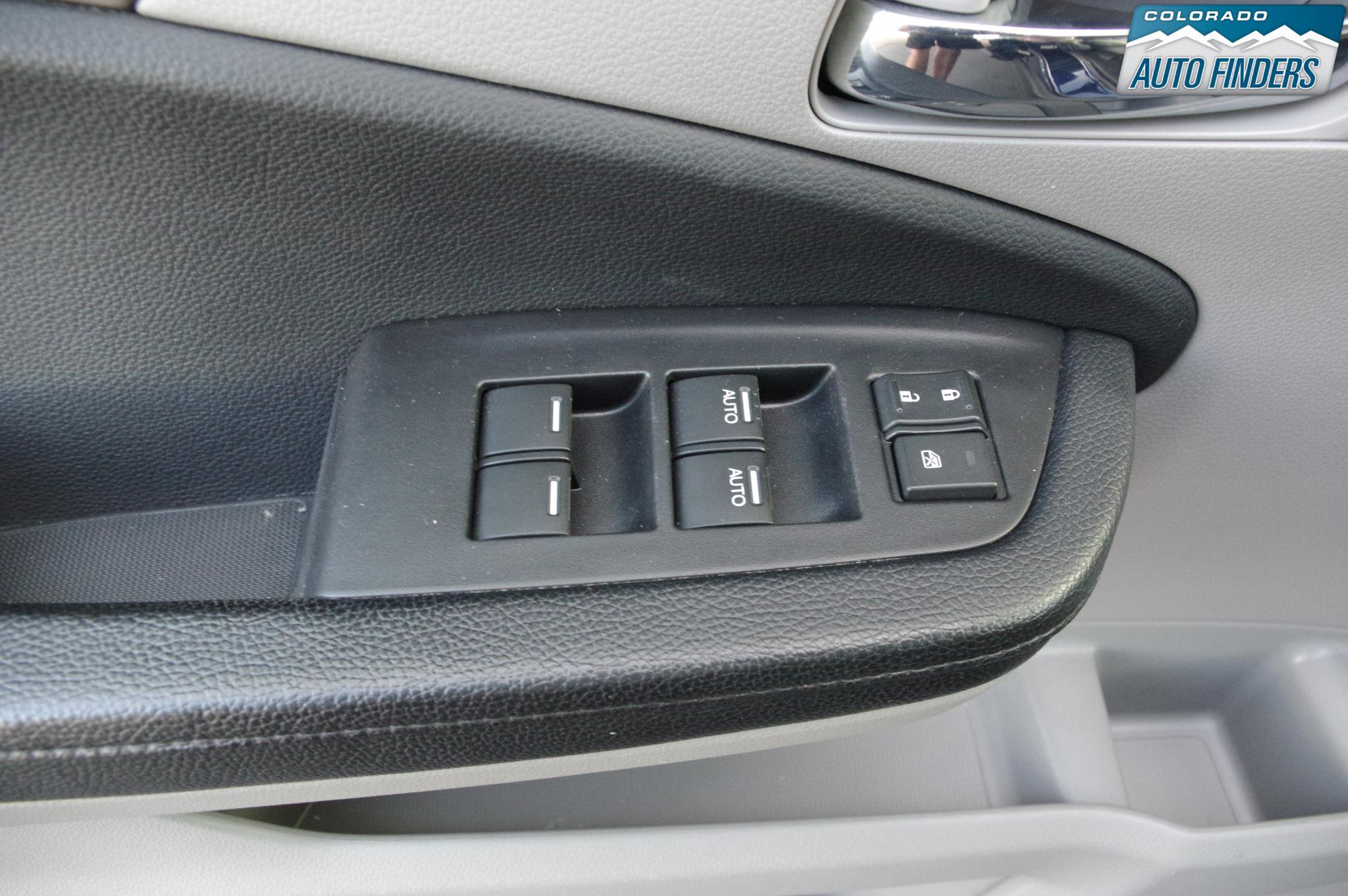 Used 2017 Honda Pilot EX-L image 11