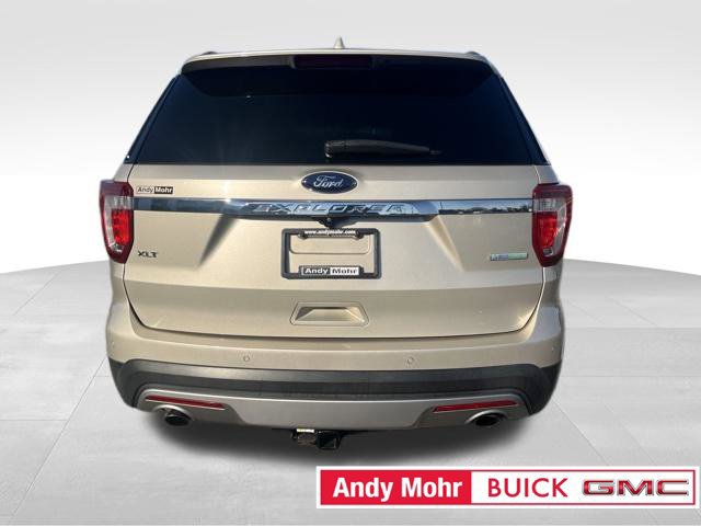 Used 2017 Ford Explorer XLT w/ Equipment Group 201A FWD image 10
