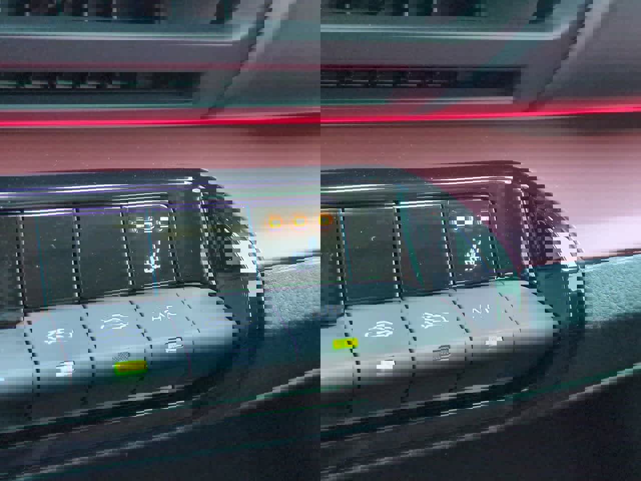 New 2026 Toyota Prius Plug-In Hybrid FWD image 22