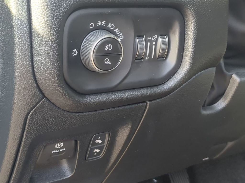 New 2026 RAM 1500 Laramie w/ Laramie Preferred Package AWD/4WD image 32
