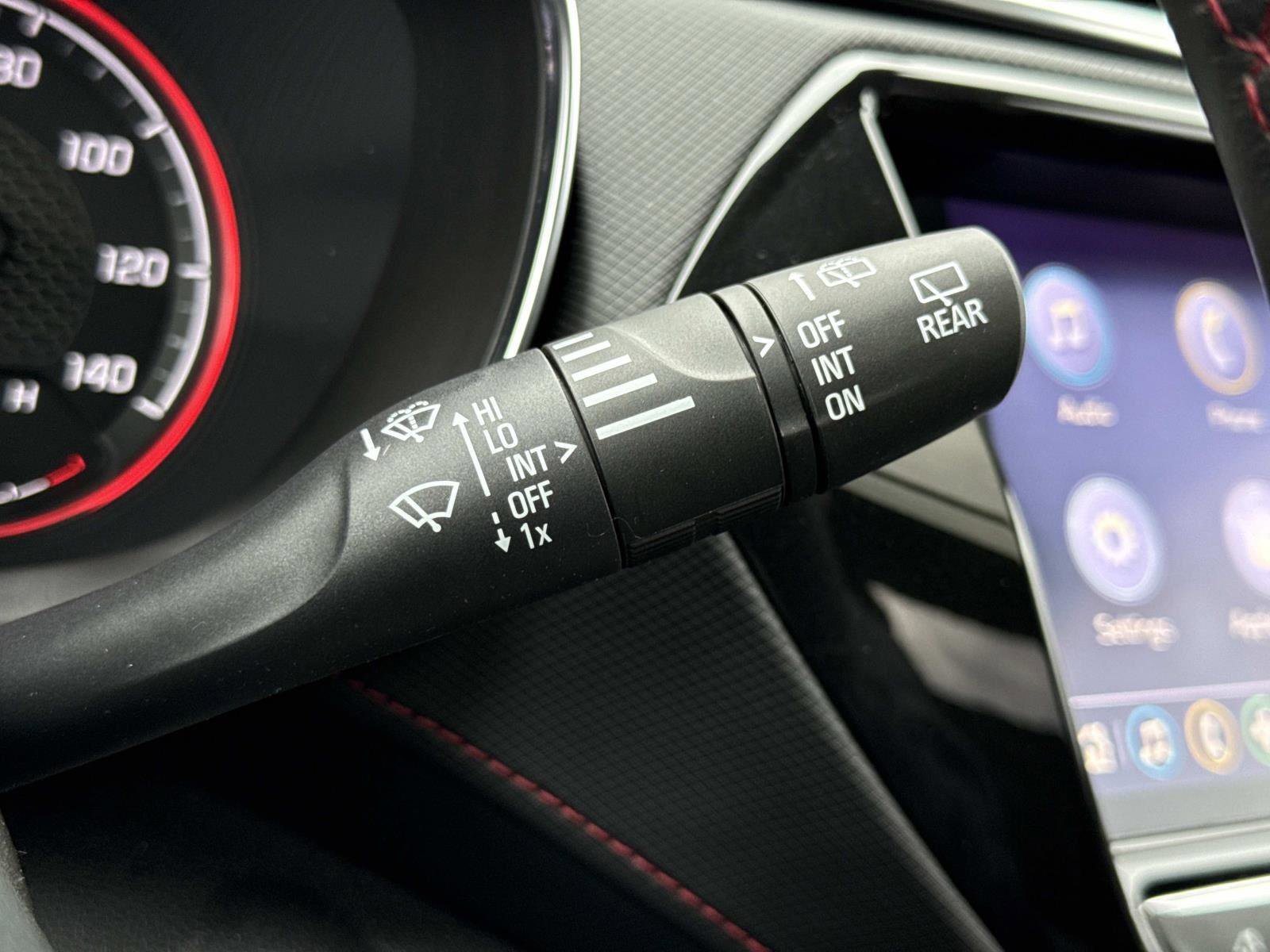 Used 2023 Chevrolet TrailBlazer RS w/ Sun and Liftgate Package AWD/4WD image 11