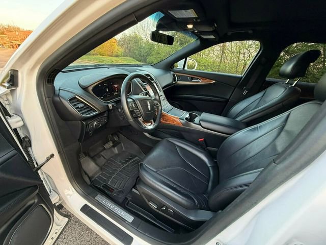 Used 2019 Lincoln Nautilus Reserve image 11