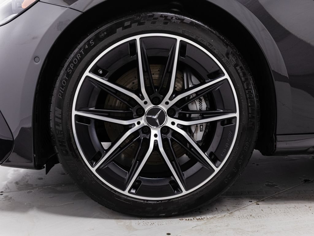 Used 2025 Mercedes-Benz E 53 AMG e 4MATIC Sedan w/ Multicontour Seating Package image 36