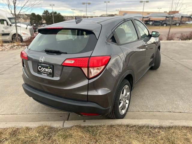 Used 2018 Honda HR-V LX image 8