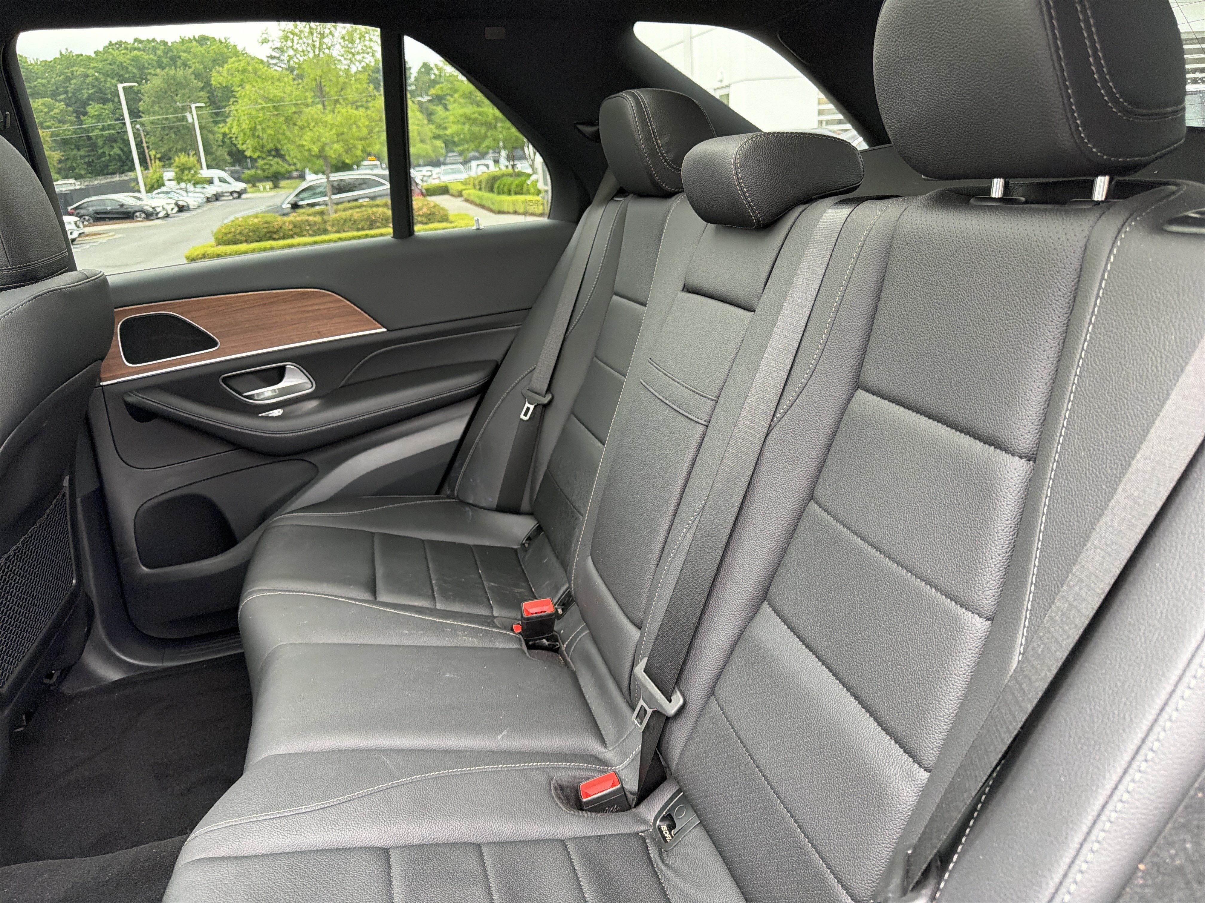 Certified 2025 Mercedes-Benz GLE 350 4MATIC image 32