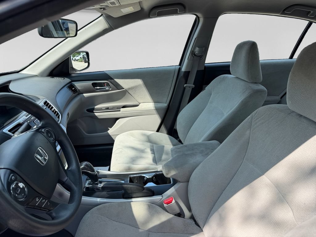 Used 2013 Honda Accord LX image 22