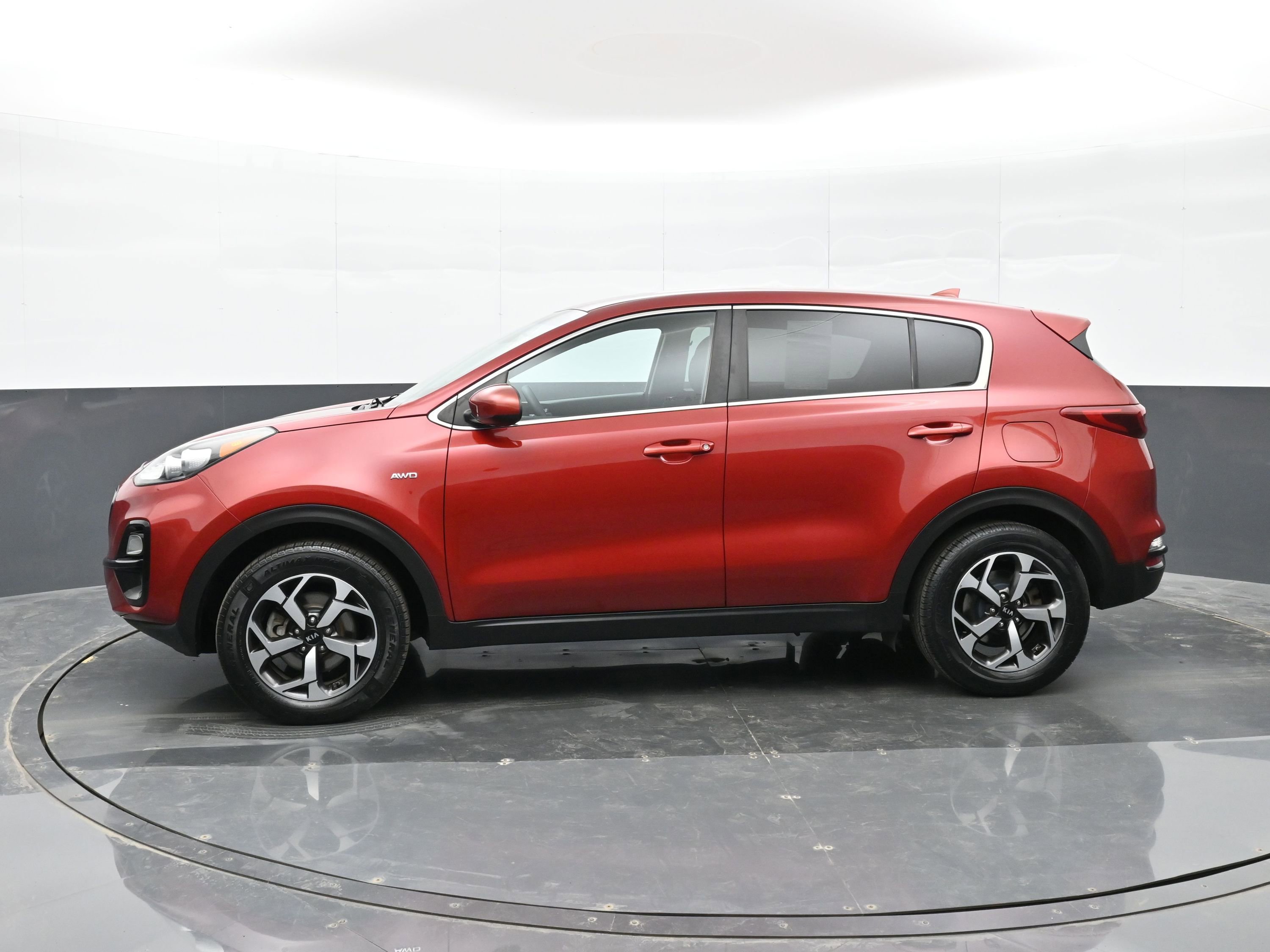 Used 2021 Kia Sportage LX AWD/4WD image 9