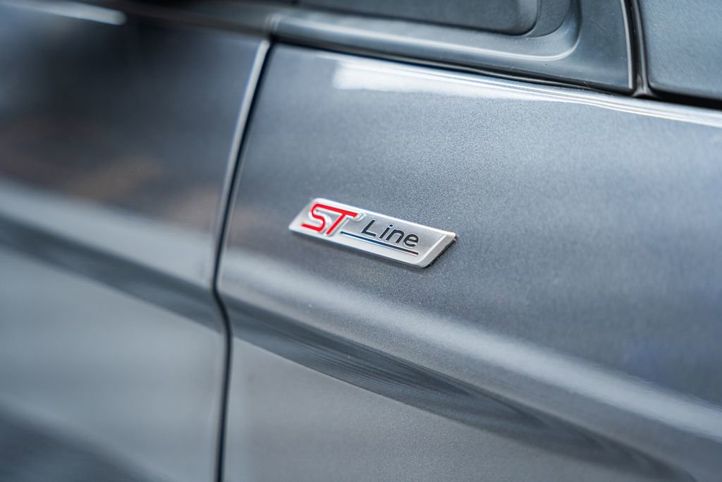 Used 2022 Ford Edge ST-Line image 15