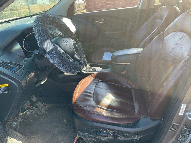 Used 2012 Hyundai Tucson Limited image 10