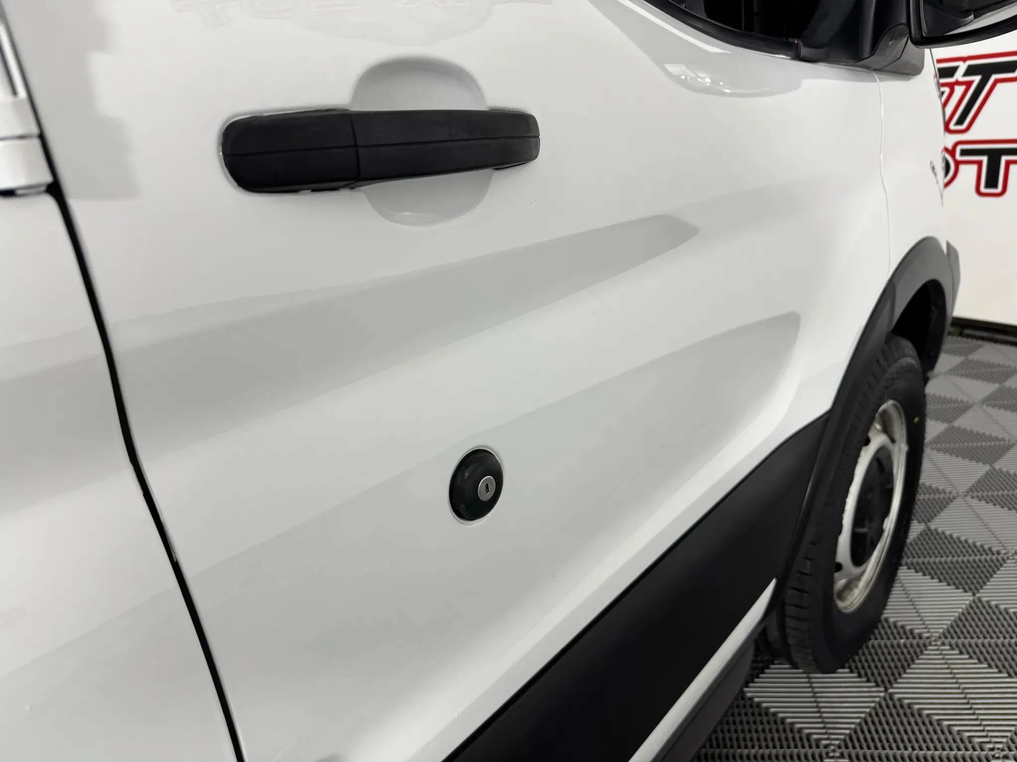 Used 2019 Ford Transit 250 148 Low Roof RWD image 25