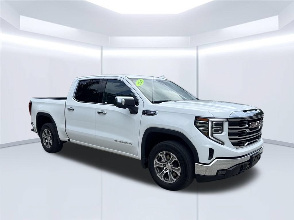 Used 2025 GMC Sierra 1500 SLT RWD image 3
